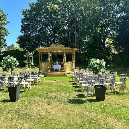 Findon Manor Hotel Екстериор снимка