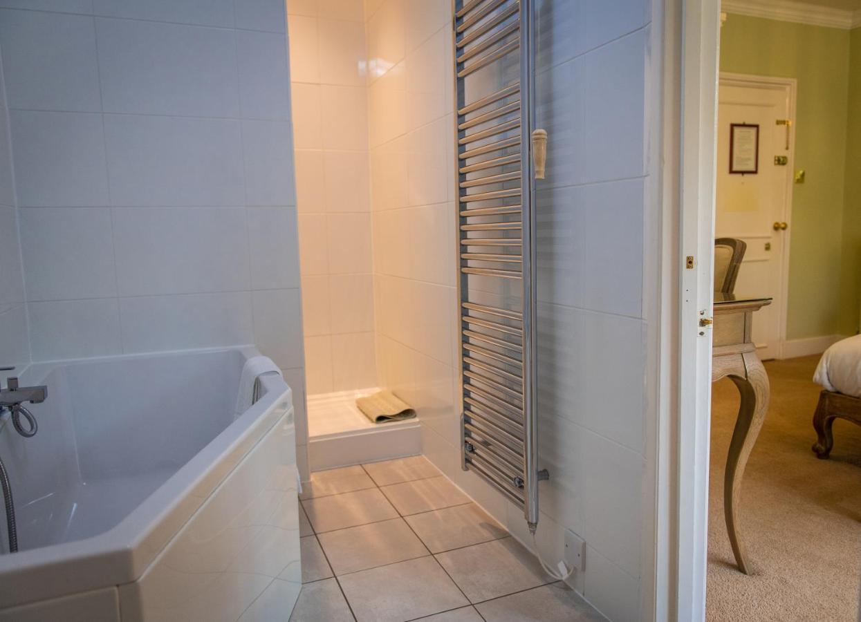 Findon Manor Hotel Екстериор снимка