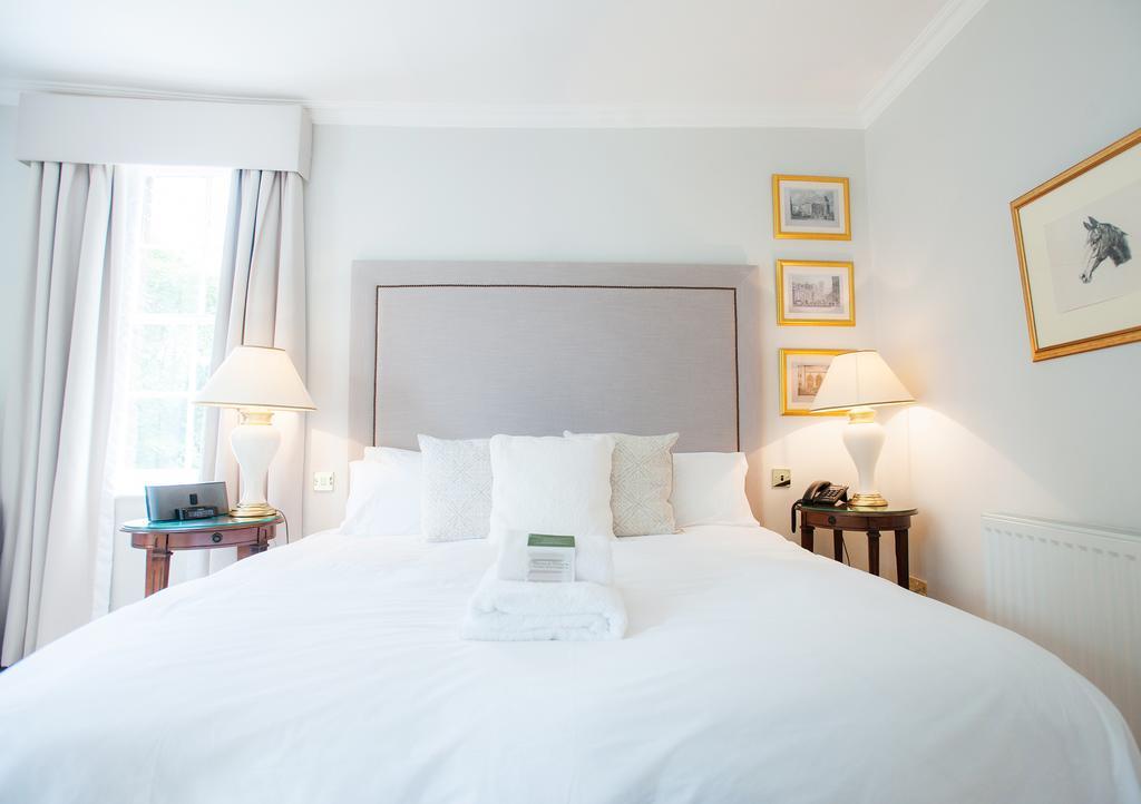 Findon Manor Hotel Стая снимка