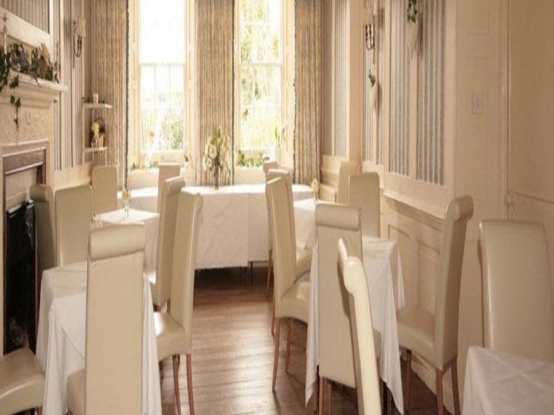Findon Manor Hotel Екстериор снимка