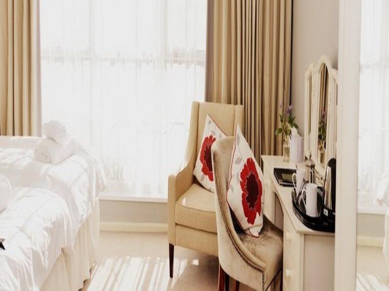 Findon Manor Hotel Екстериор снимка