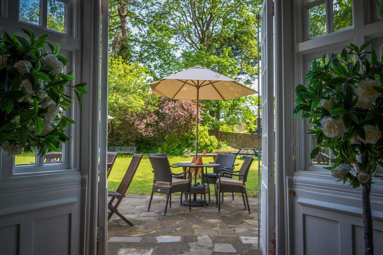 Findon Manor Hotel Екстериор снимка